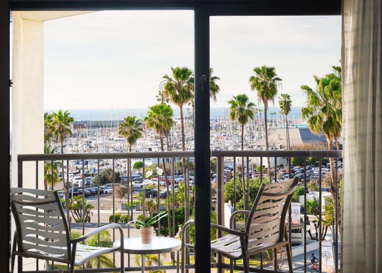 Sonesta Redondo Beach And Marina Exterior photo