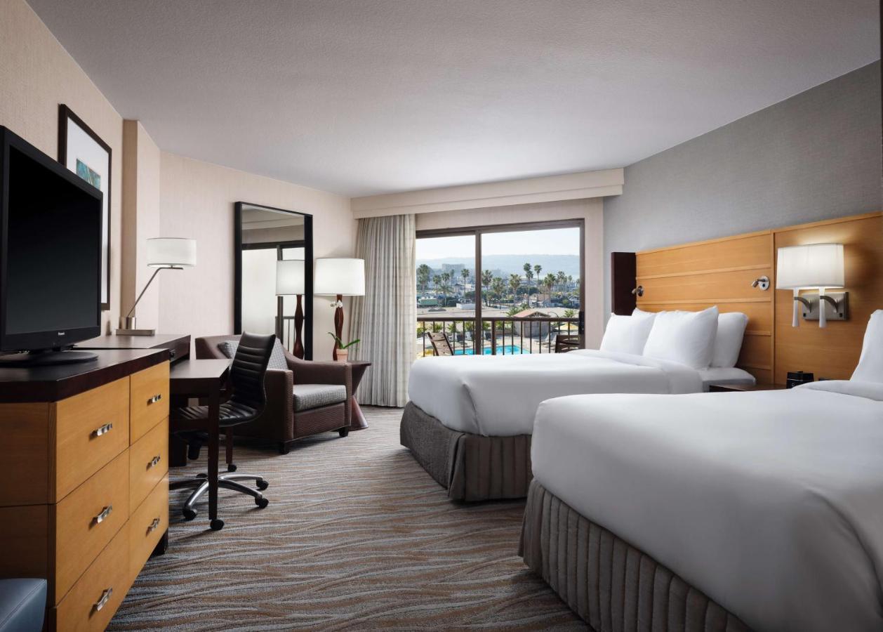 Sonesta Redondo Beach And Marina Exterior photo