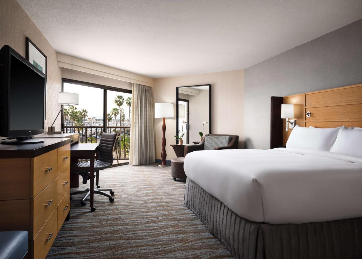 Sonesta Redondo Beach And Marina Exterior photo